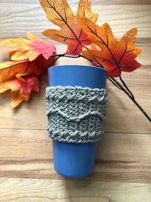 The Wavy Line Cup Cozy