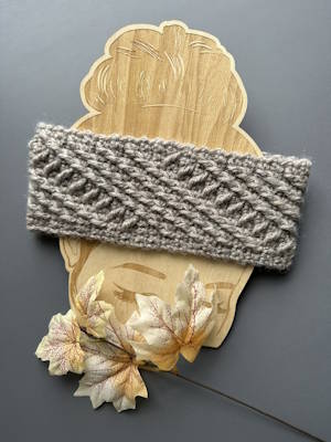 Crossline Headband – Crochet Pattern 2