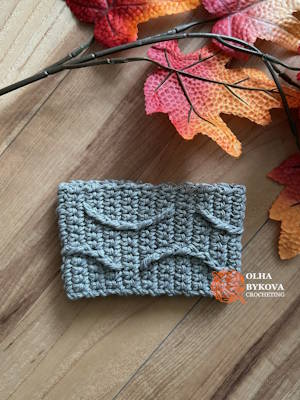 Textured crochet cup cozy with ripple stitch pattern, coffee sleeve design in cotton yarn, cozy fall handmade accessory Preview