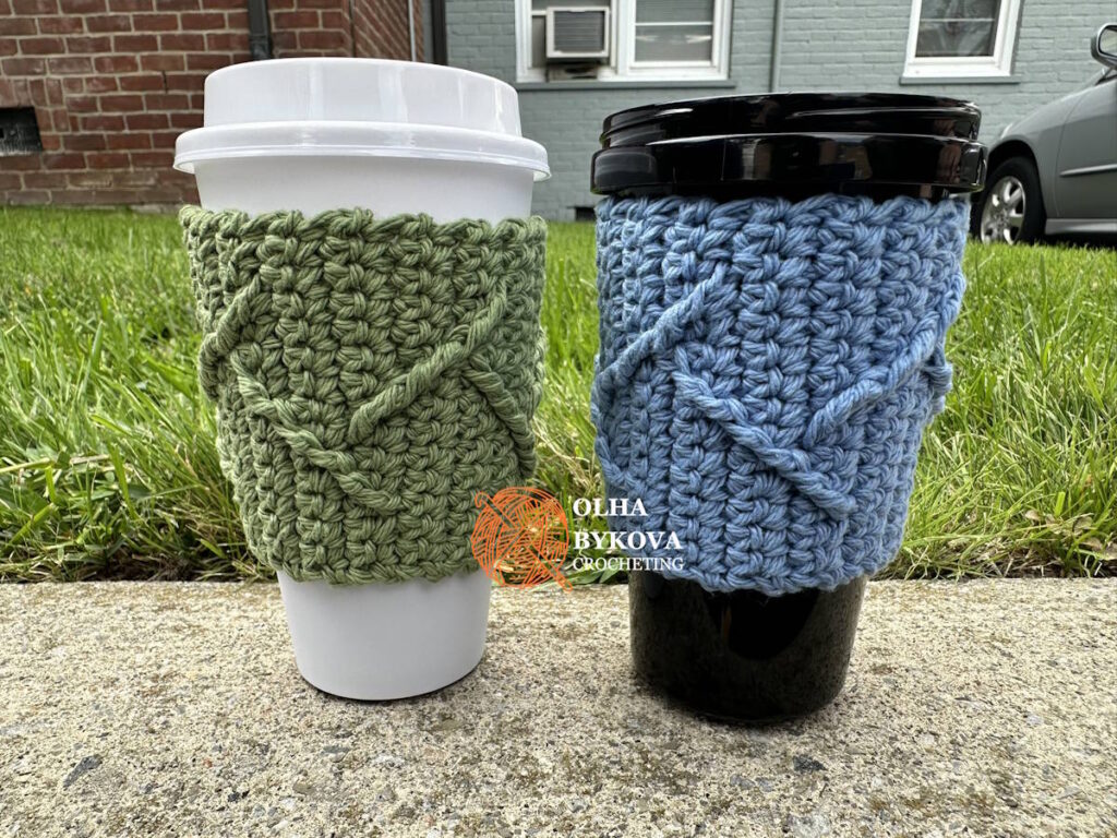 close up of textured crochet stitches in mountain peaks cup cozy pattern